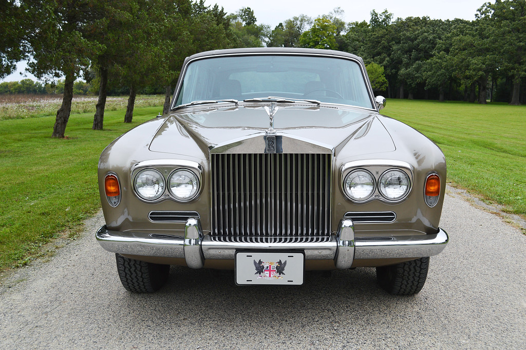 1973 Rolls-Royce Silver Shadow ("LWB")