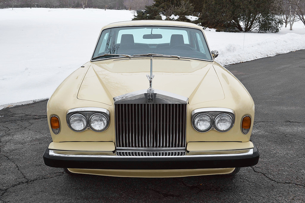 1974 Rolls-Royce Corniche ~ by HJ Mulliner Park-Ward