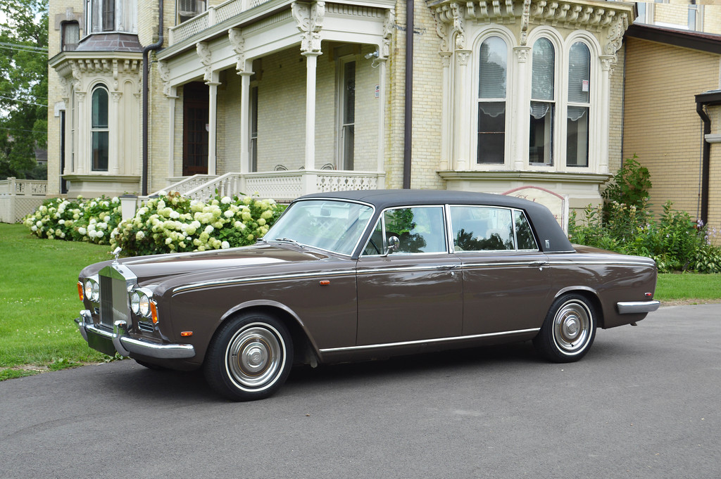 1969 Rolls-Royce Silver Shadow - Long Wheel Base ("LWB") - with DIVISION