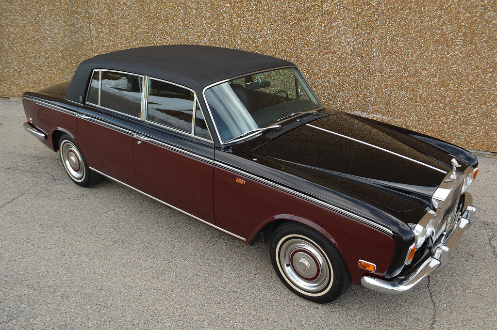 1971 Rolls-Royce Silver Shadow - Long Wheel Base ("LWB") - with DIVISION