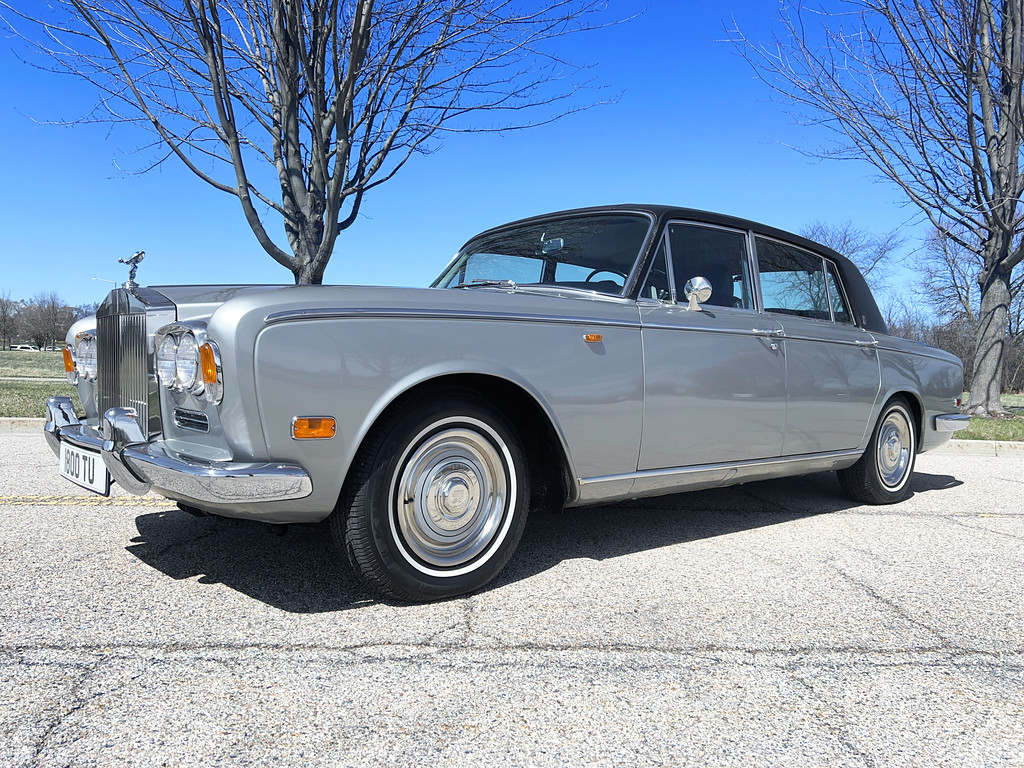 1971 Rolls-Royce Silver Shadow ("LWB")