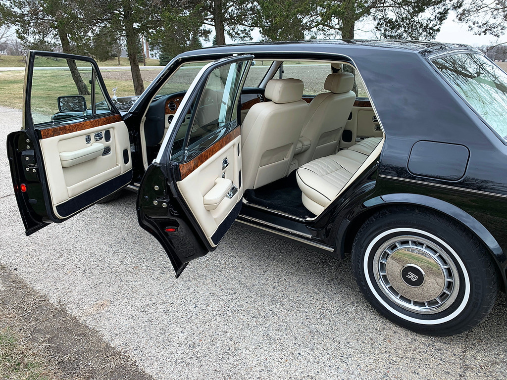 1995 Rolls-Royce Silver Dawn