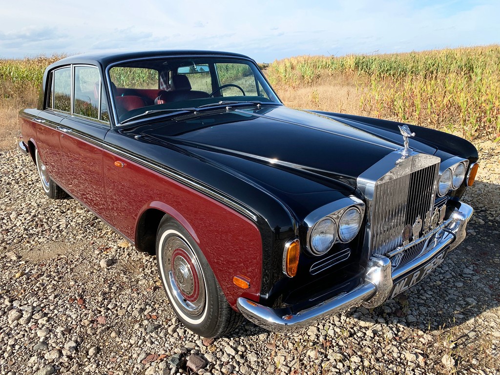 1969 Rolls-Royce Silver Shadow - standard saloon