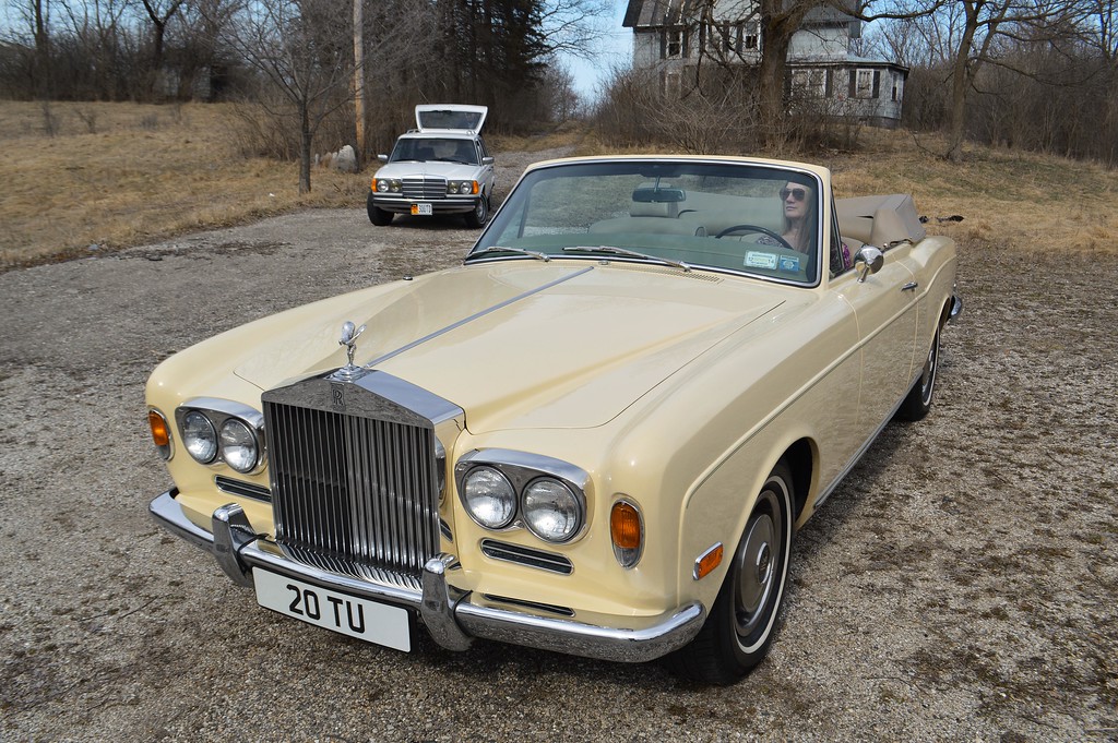 1972 Rolls-Royce Corniche - convertible by HJ Mulliner Park-Ward