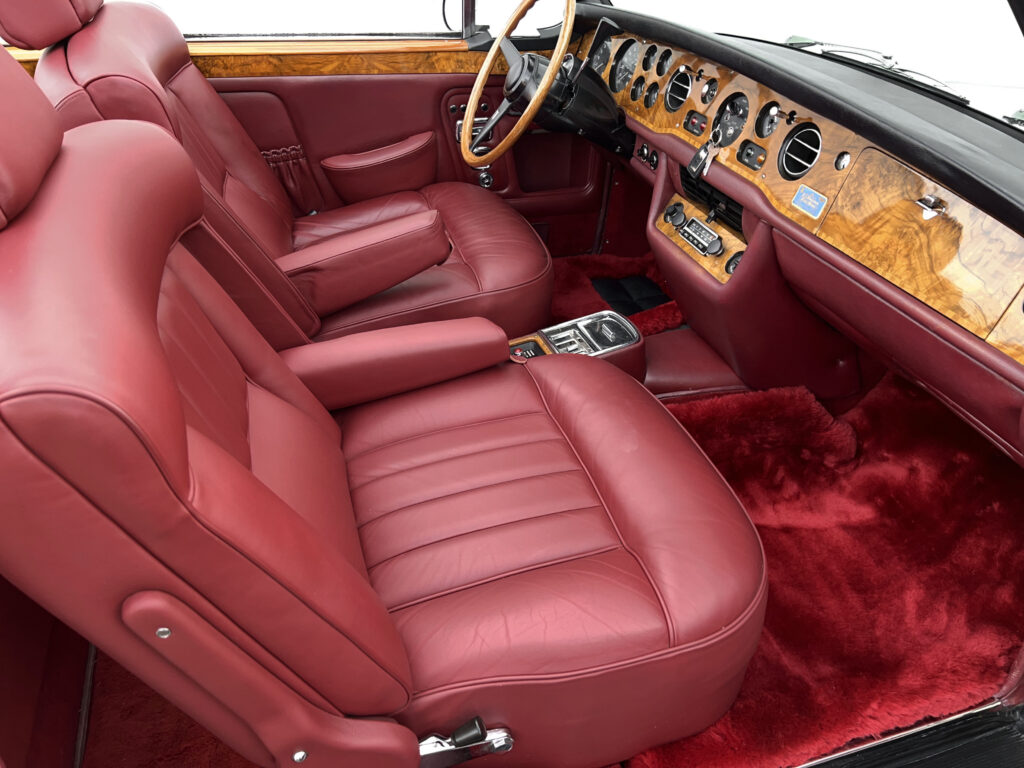 71 Rolls-Royce Corniche convertible