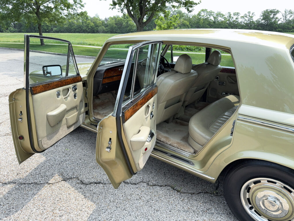 Bentley T2