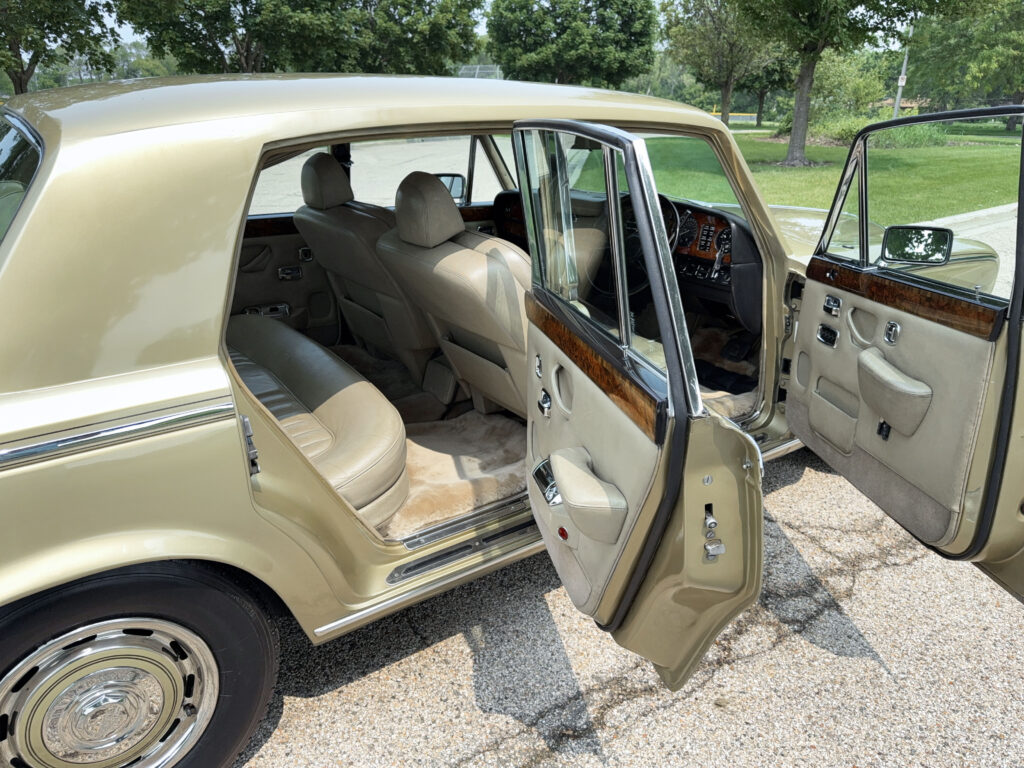 Bentley T2
