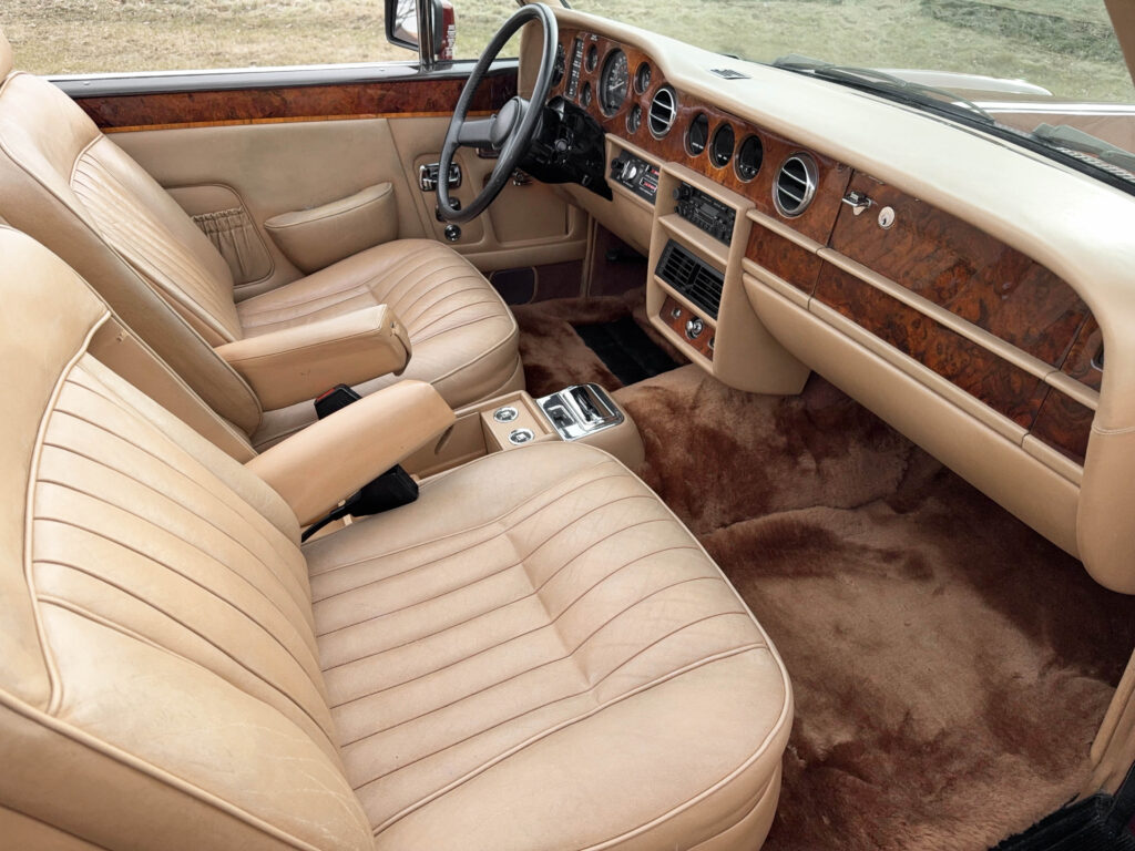 1985 Rolls-Royce Corniche convertible