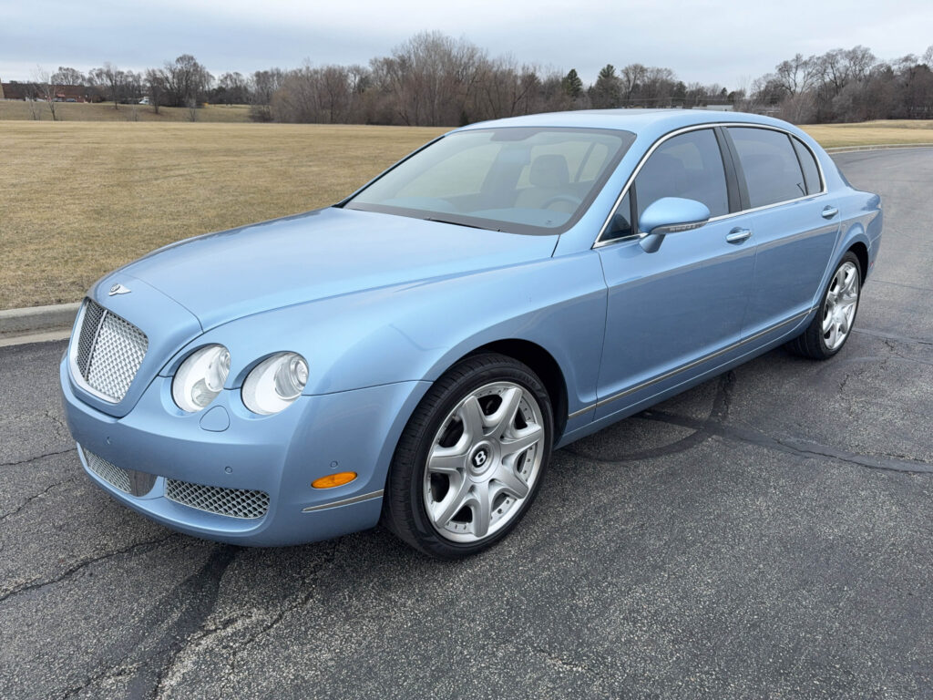 2006 Bentley Flying Spur ~ 8,700 miles!