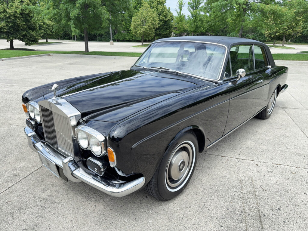 1975 Rolls-Royce Corniche Fixed head Coupe ("FHC")