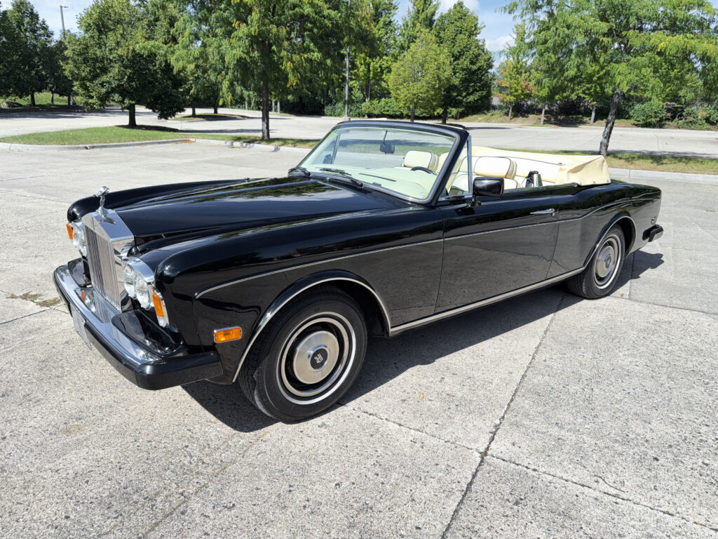 1985 Rolls-Royce Corniche convertible