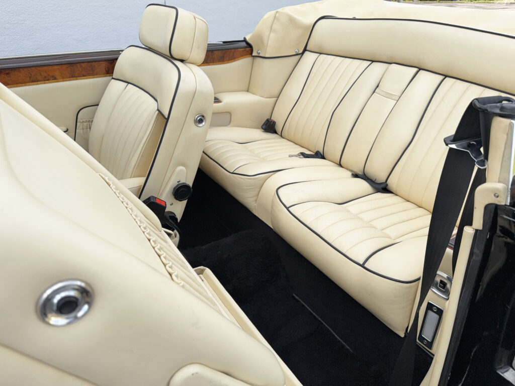 1985 Rolls-Royce Corniche convertible