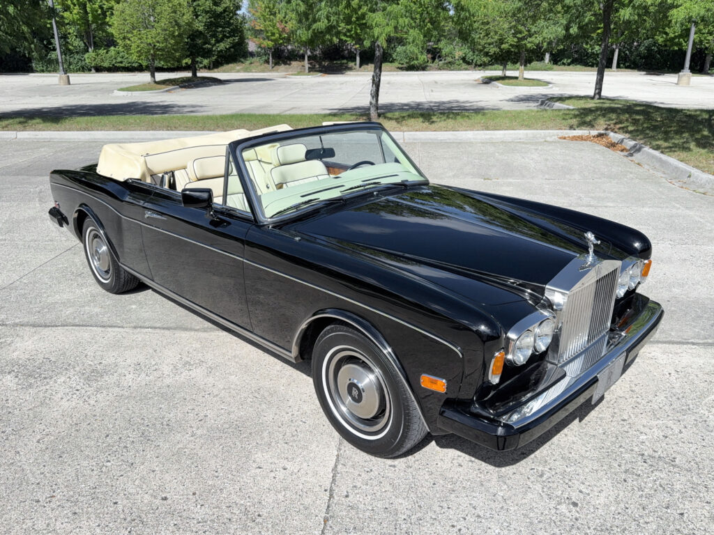 1985 Rolls-Royce Corniche convertible